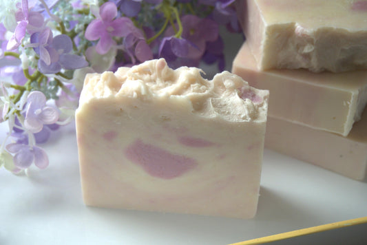 Luxurious Lilac Tallow Soap – Silky Smooth & Nourishing